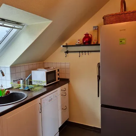 Zweibettzimmer Mit Kuche Und Bad Zorbig